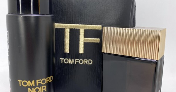 Tom Ford Noir Extreme EDP 100 мл за Мъже + Дезодорант 200 мл + Несесер -  FragranceBG